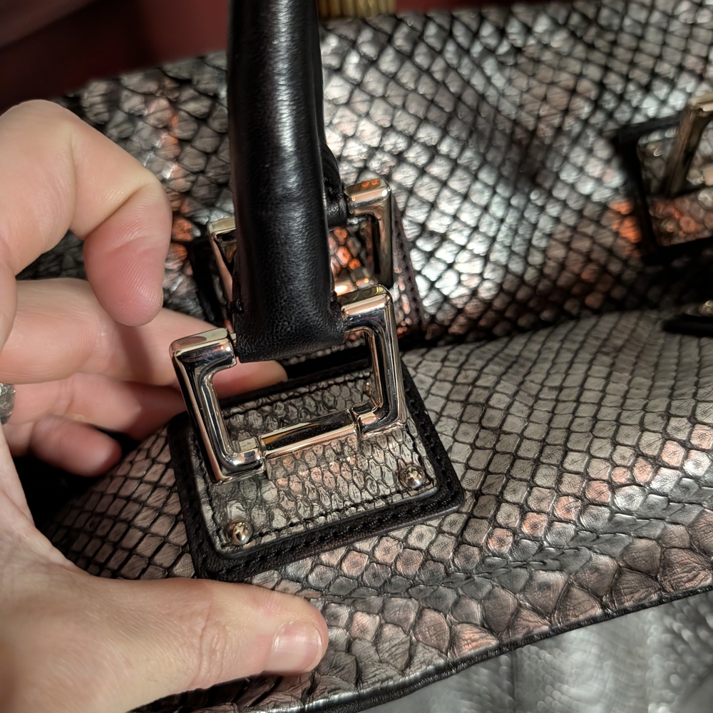 Barbara Bui Genuine Snakeskin Exotic Silver Leather Bucket Bag LARGE Italian - Picture 5 of 14